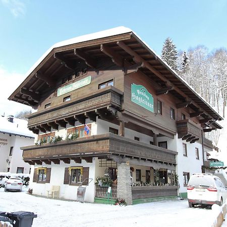 Apartment In Saalbach Hinterglemm Near Ski Area ภายนอก รูปภาพ